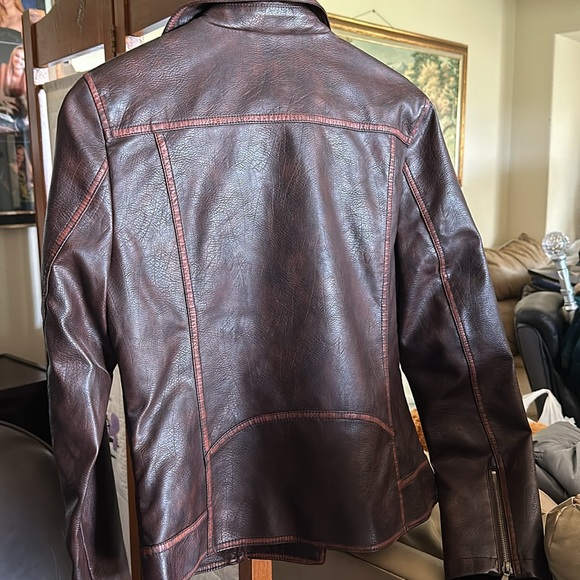 Brown leather jacket - Picture 6 of 6